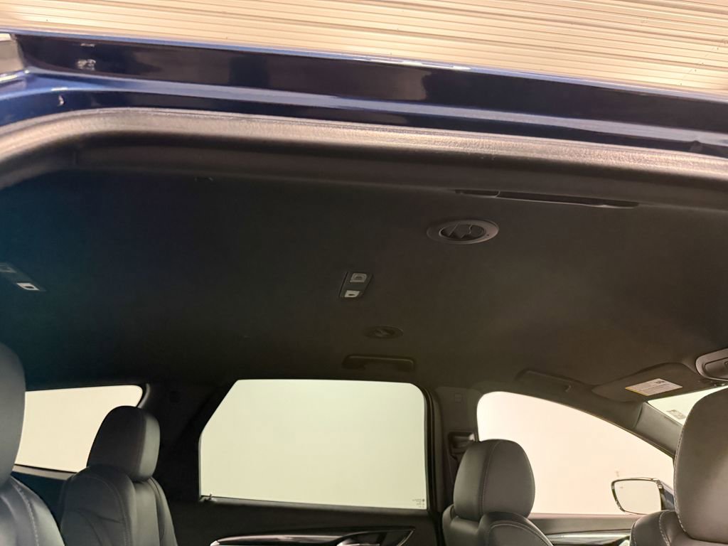 Used 2023 Buick Enclave Essence AWD/4WD image 69