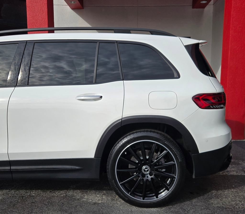 Used 2023 Mercedes-Benz GLB 250 image 8