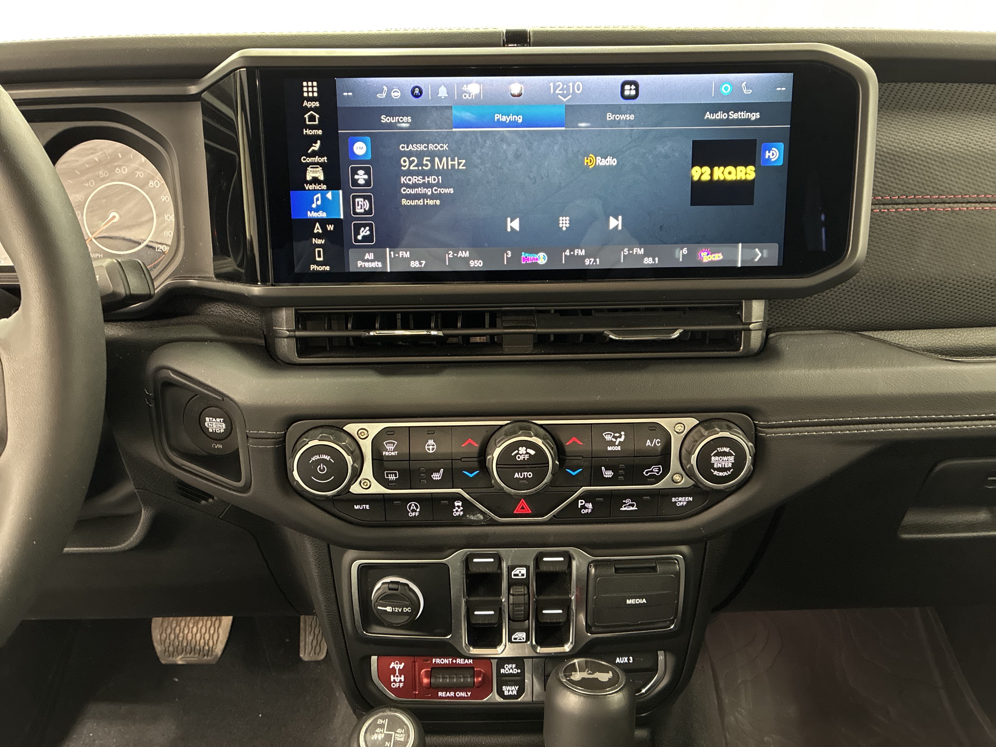 Certified 2025 Jeep Wrangler Unlimited Rubicon AWD/4WD image 22