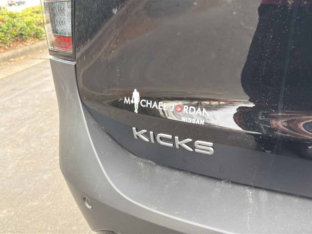 New 2026 Nissan Kicks SR w/ SR Premium Package image 14