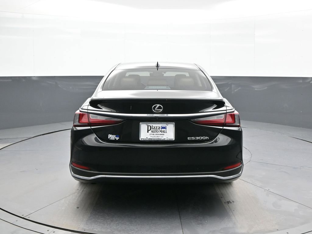 Used 2024 Lexus ES 300h w/ Premium Package FWD image 7