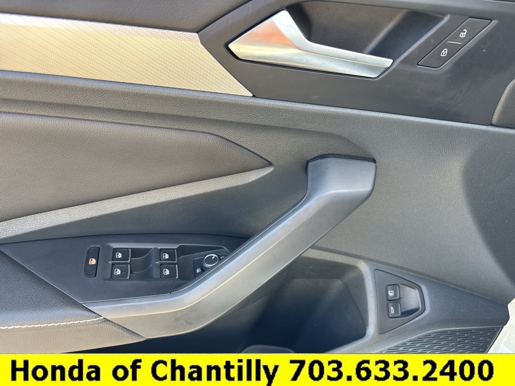 Used 2023 Volkswagen Jetta Sport FWD image 23