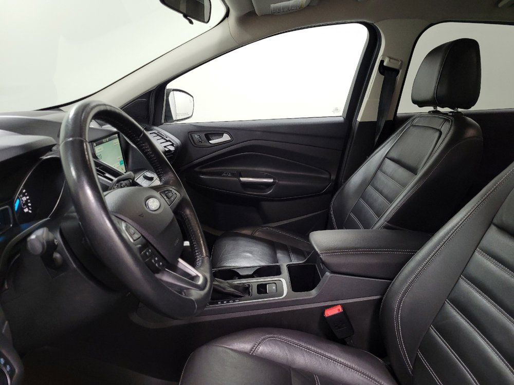 Used 2017 Ford Escape SE w/ SE Leather Comfort Package FWD image 17
