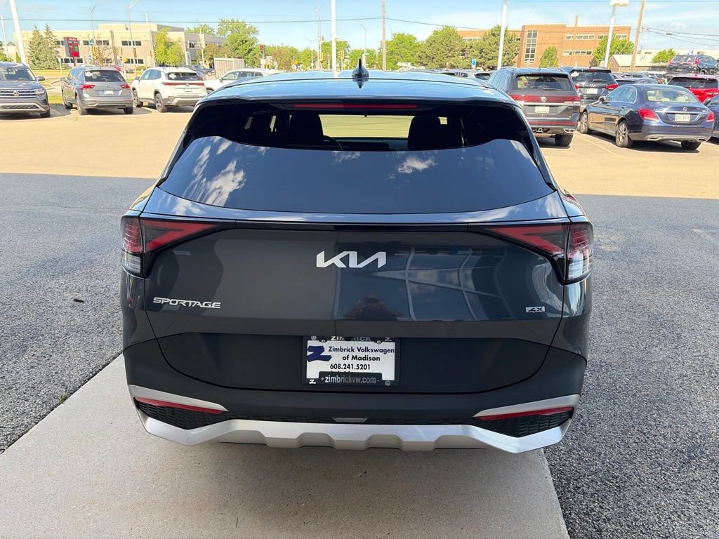 Used 2023 Kia Sportage LX AWD/4WD image 7
