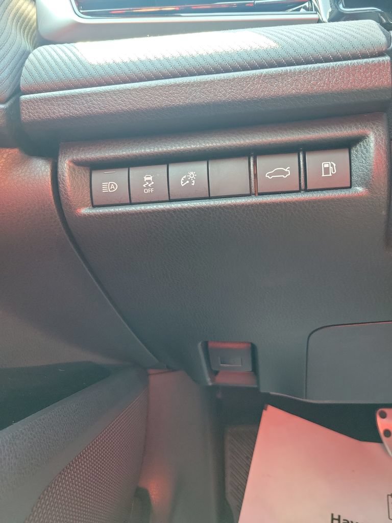 Used 2026 Toyota Camry SE w/ Multimedia Upgrade Package FWD image 33