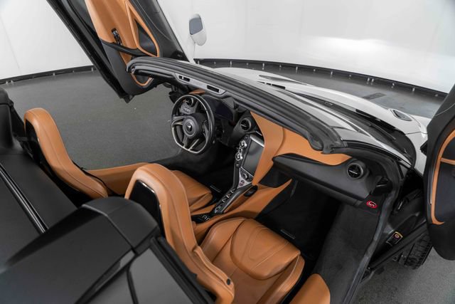 Used 2020 McLaren 720S Luxury RWD image 29