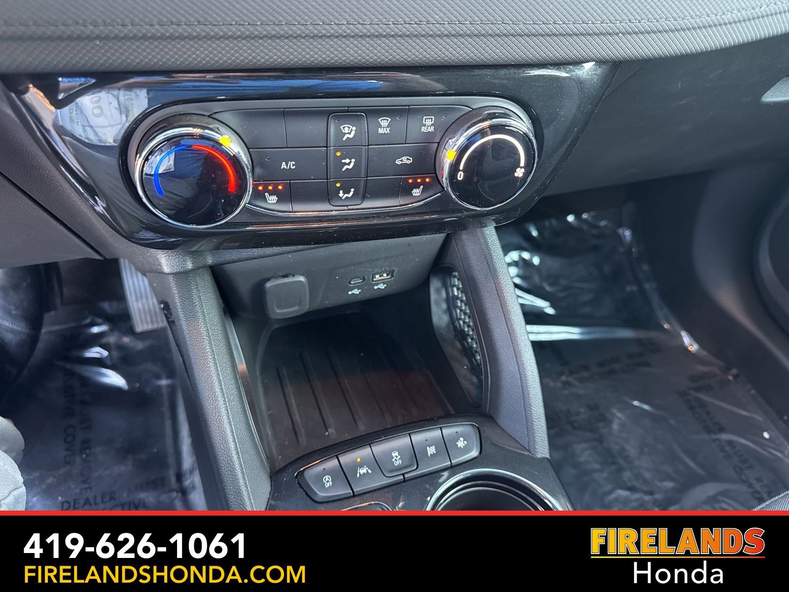 Used 2024 Chevrolet TrailBlazer LT w/ LT Cold Weather Package image 21