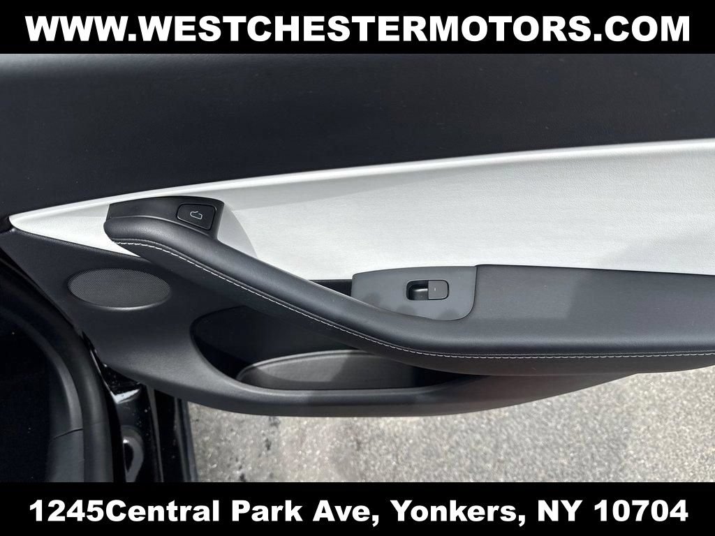 Used 2021 Tesla Model Y Long Range AWD/4WD image 19
