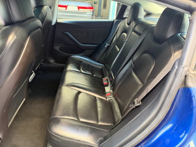 Used 2020 Tesla Model 3 Standard Range Plus RWD image 13