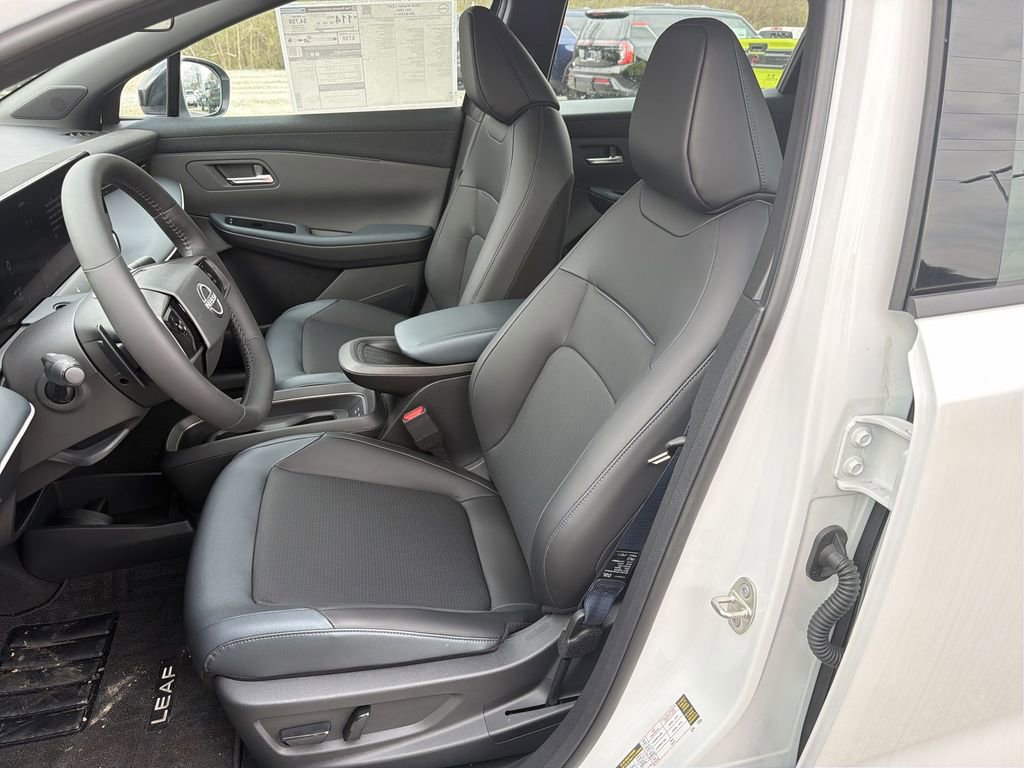 New 2026 Nissan Leaf SV+ w/ Illuminated Package FWD image 19