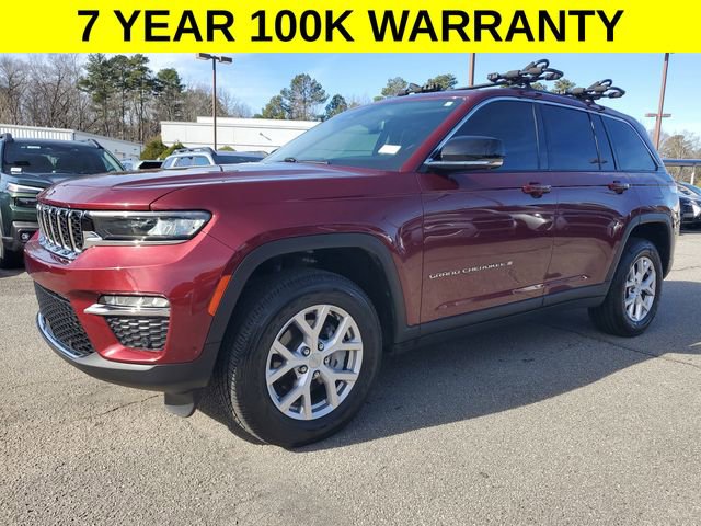 Certified 2022 Jeep Grand Cherokee Limited w/ Luxury Tech Group II image 4