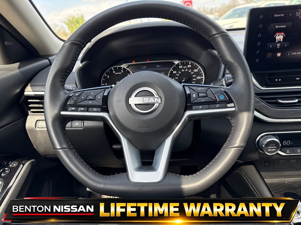 Used 2025 Nissan Altima 2.5 SL AWD/4WD image 16