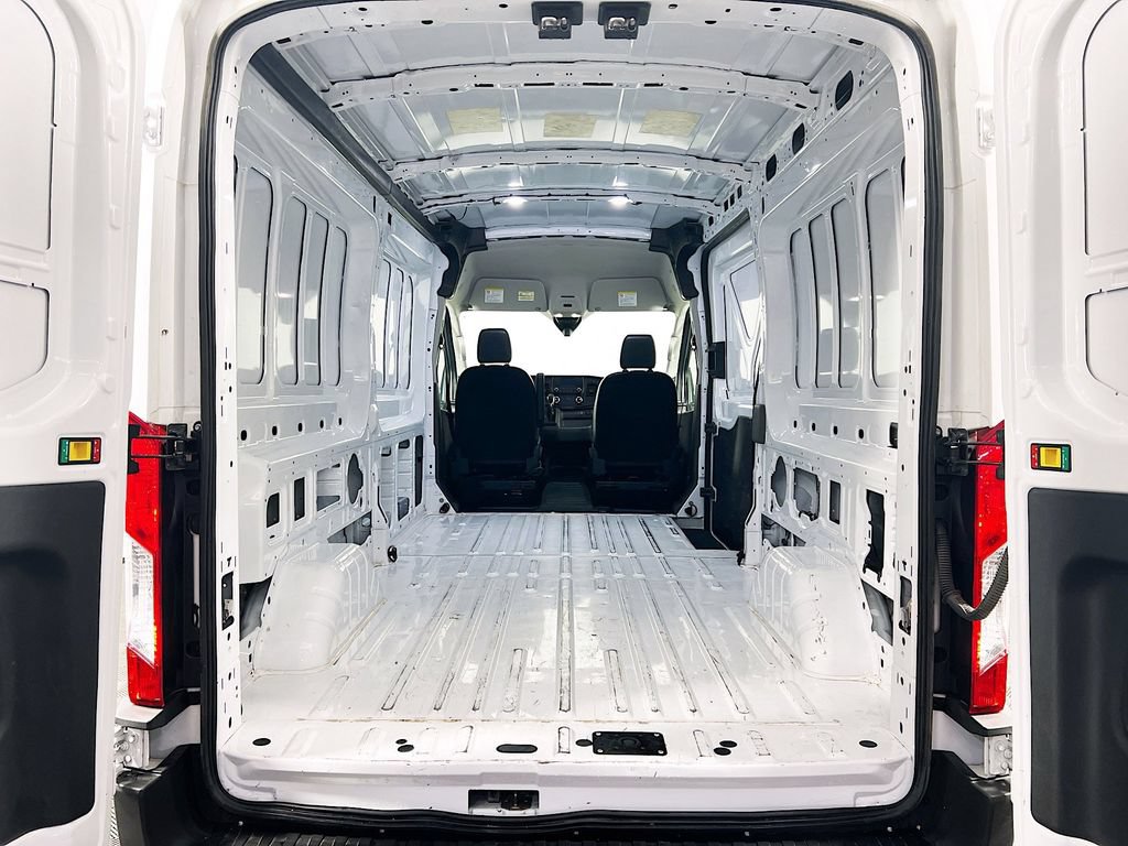 Used 2024 Ford Transit 250 148 Medium Roof Extended AWD image 23
