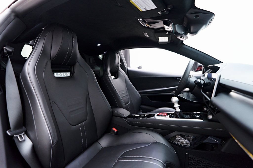 Used 2025 Lotus Emira RWD image 53
