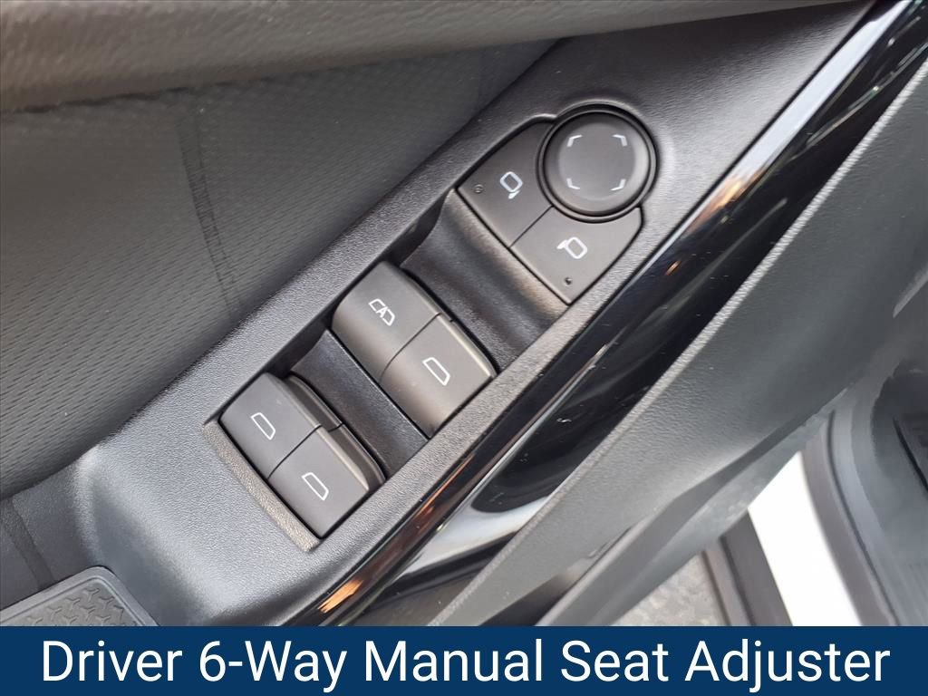 New 2026 Chevrolet Equinox LT AWD/4WD image 17