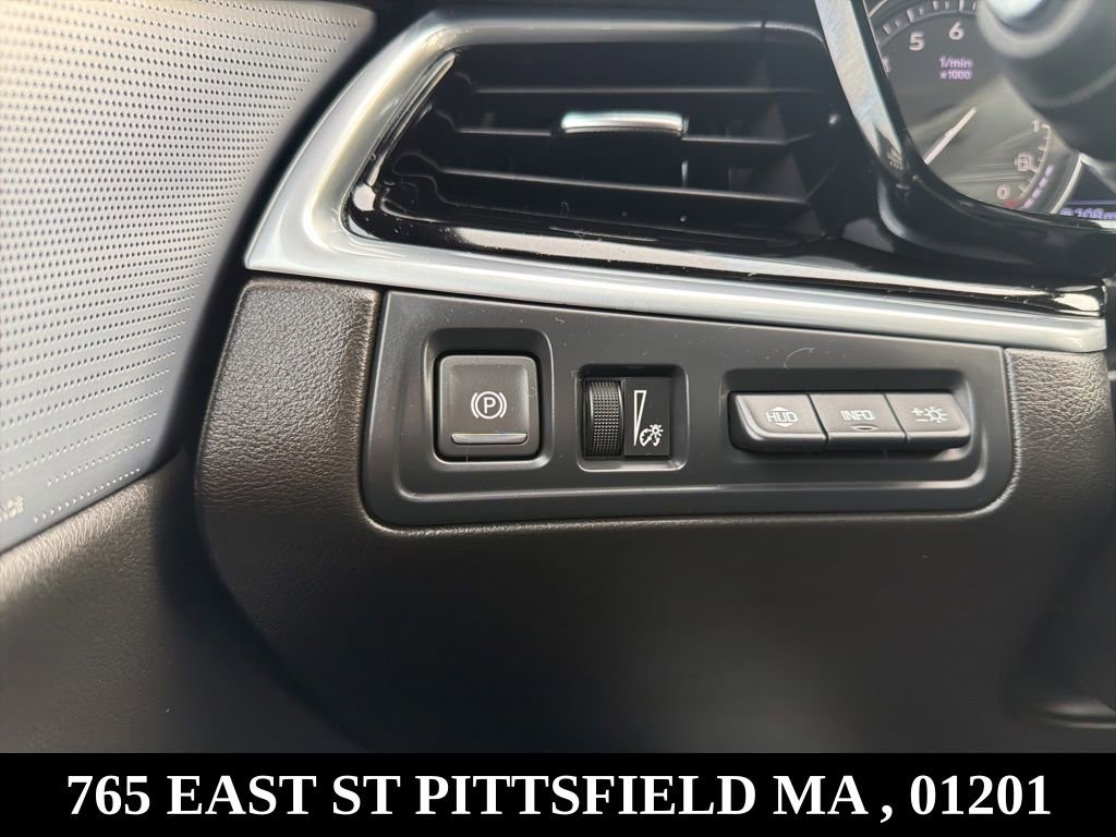 Used 2024 Cadillac XT6 Sport w/ Technology Package image 33