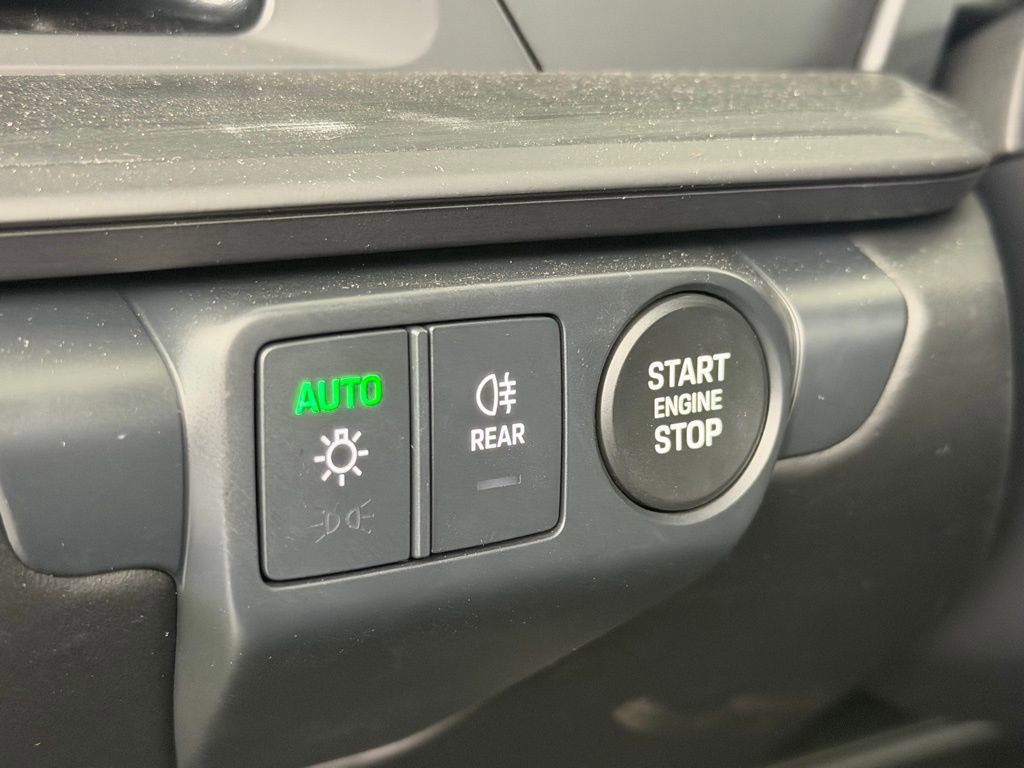 Used 2025 Porsche 911 Carrera 4 GTS image 25