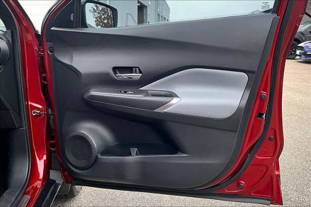Certified 2021 Nissan Kicks SR w/ SR Premium Package image 21