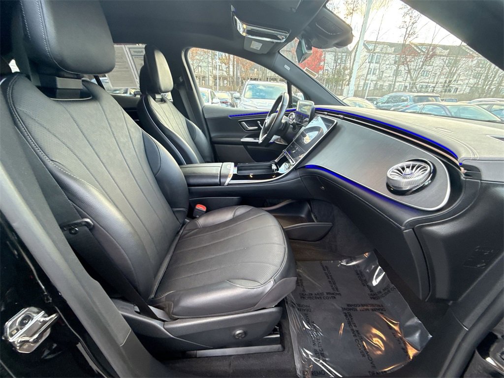 Used 2023 Mercedes-Benz EQE 350+ 4MATIC SUV w/ Exclusive Trim Package image 25
