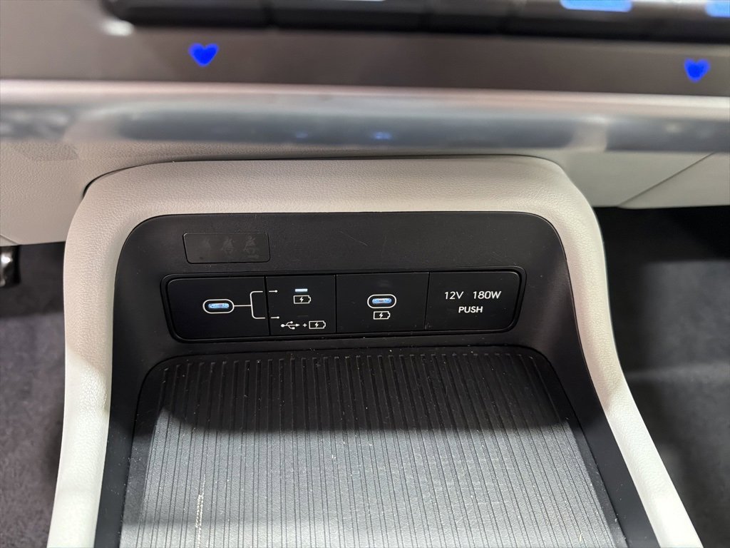 Used 2025 Hyundai Kona SEL image 13