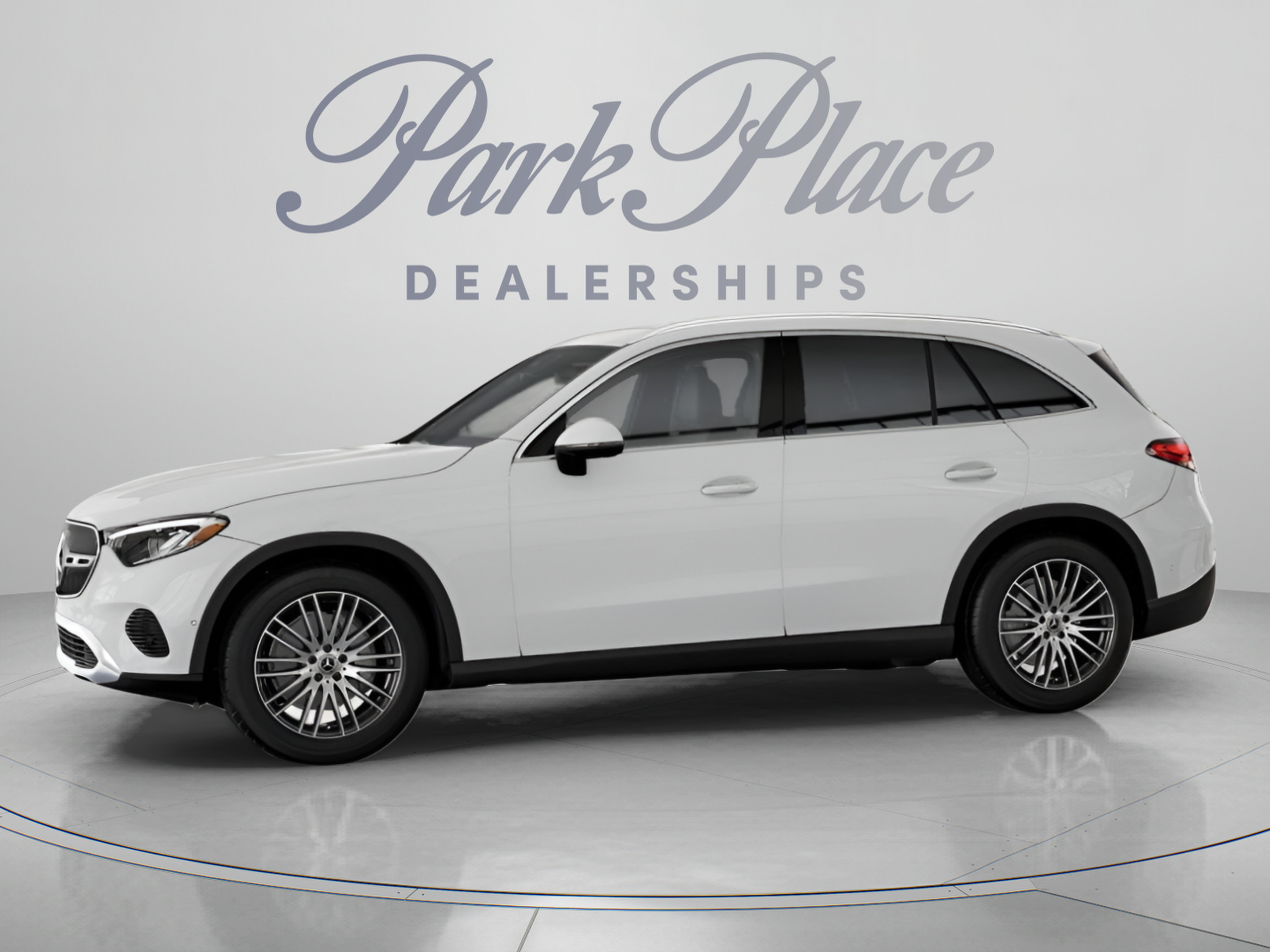 Certified 2026 Mercedes-Benz GLC 300 image 4