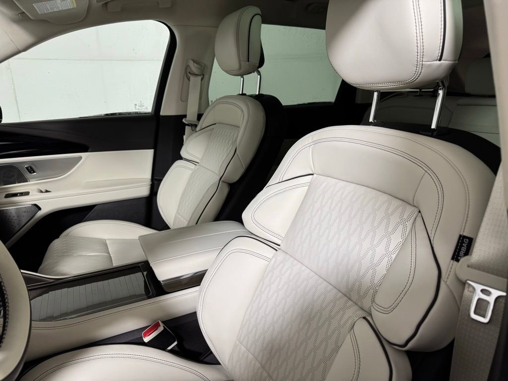 New 2026 Lincoln Nautilus Black Label AWD/4WD image 22