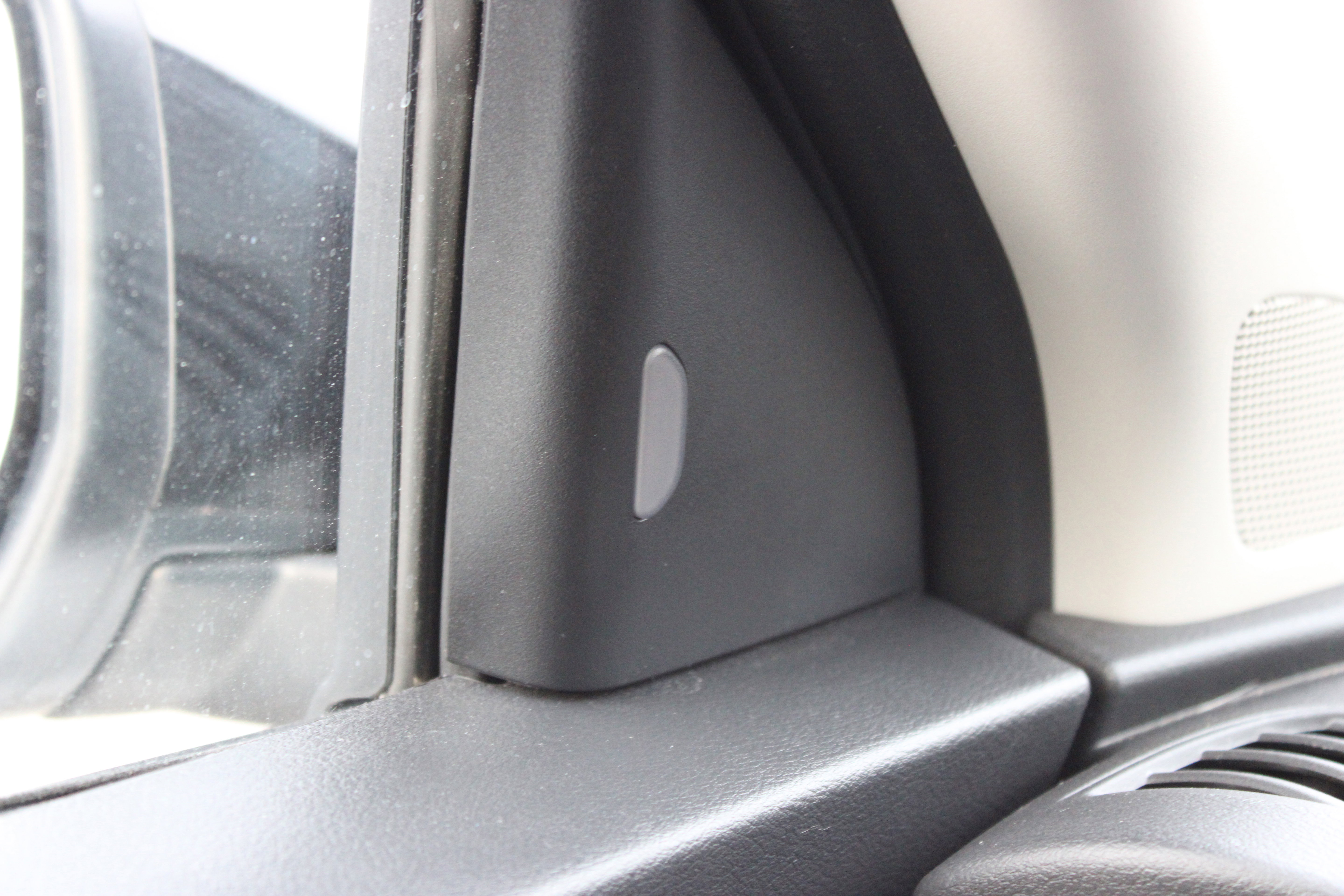 Certified 2024 Nissan Kicks SV image 26