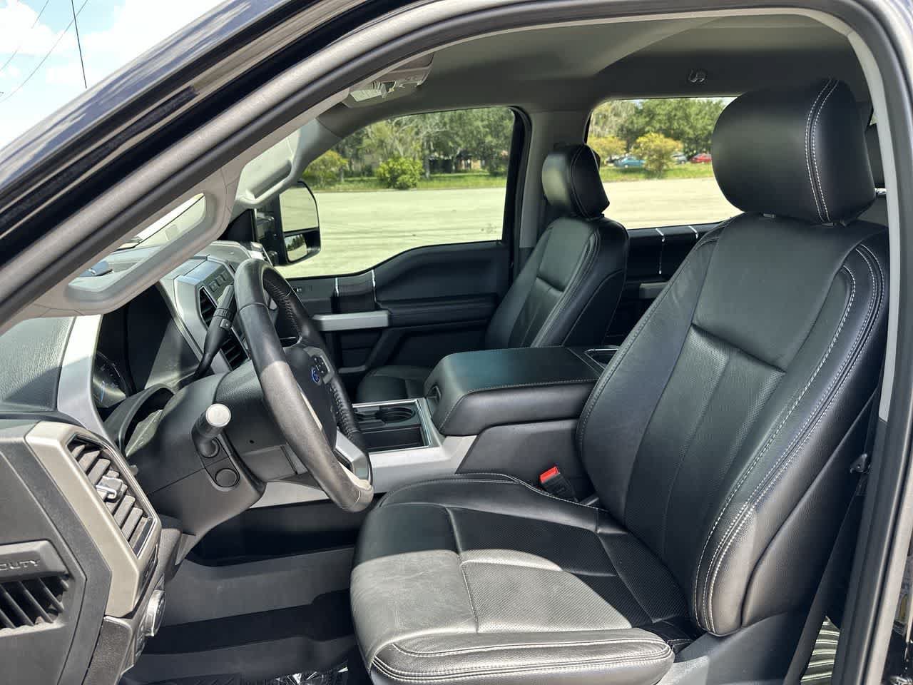 Used 2020 Ford F250 Lariat w/ Lariat Ultimate Package AWD/4WD image 16