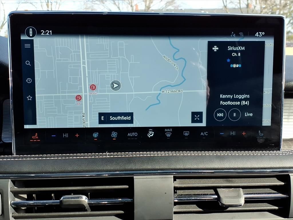 Certified 2023 Lincoln Corsair AWD w/ Equipment Group 101A image 17