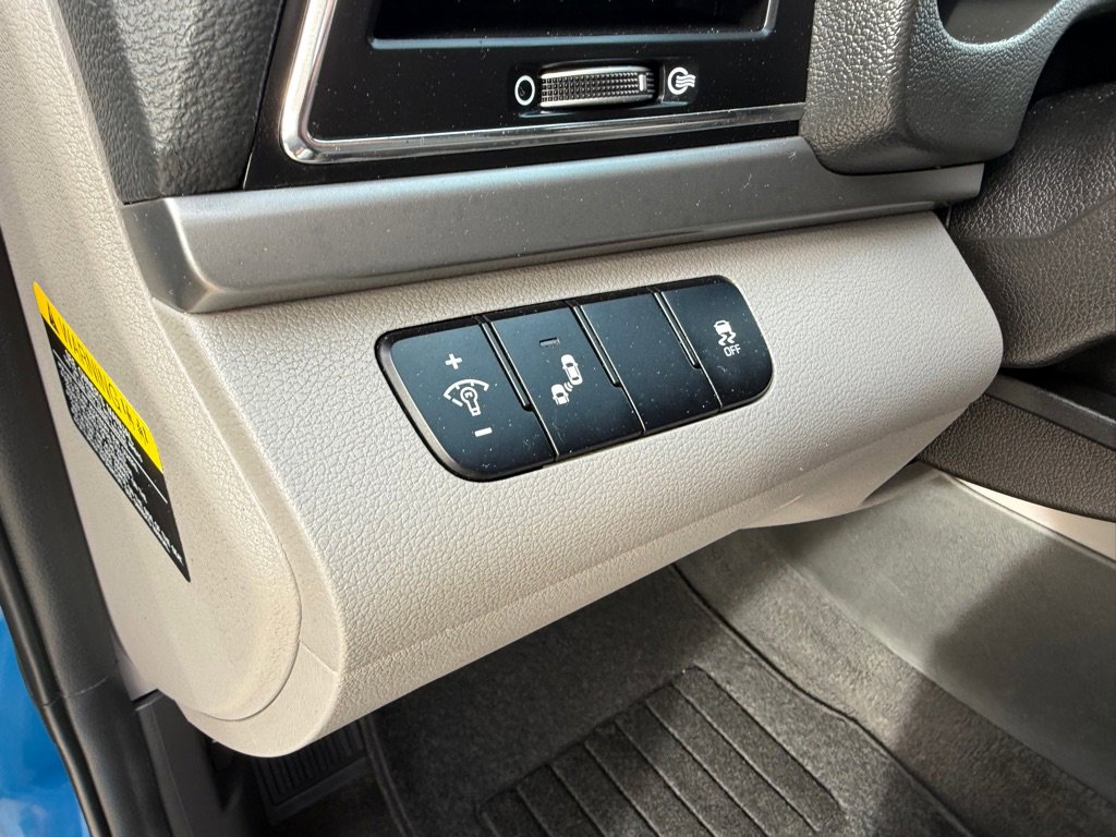 Used 2018 Hyundai Elantra SEL FWD image 16