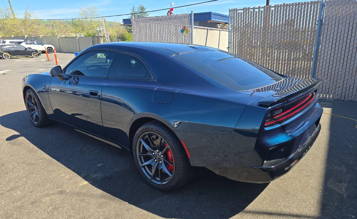 Used 2024 Dodge Charger Daytona Scat Pack w/ Plus Group image 6