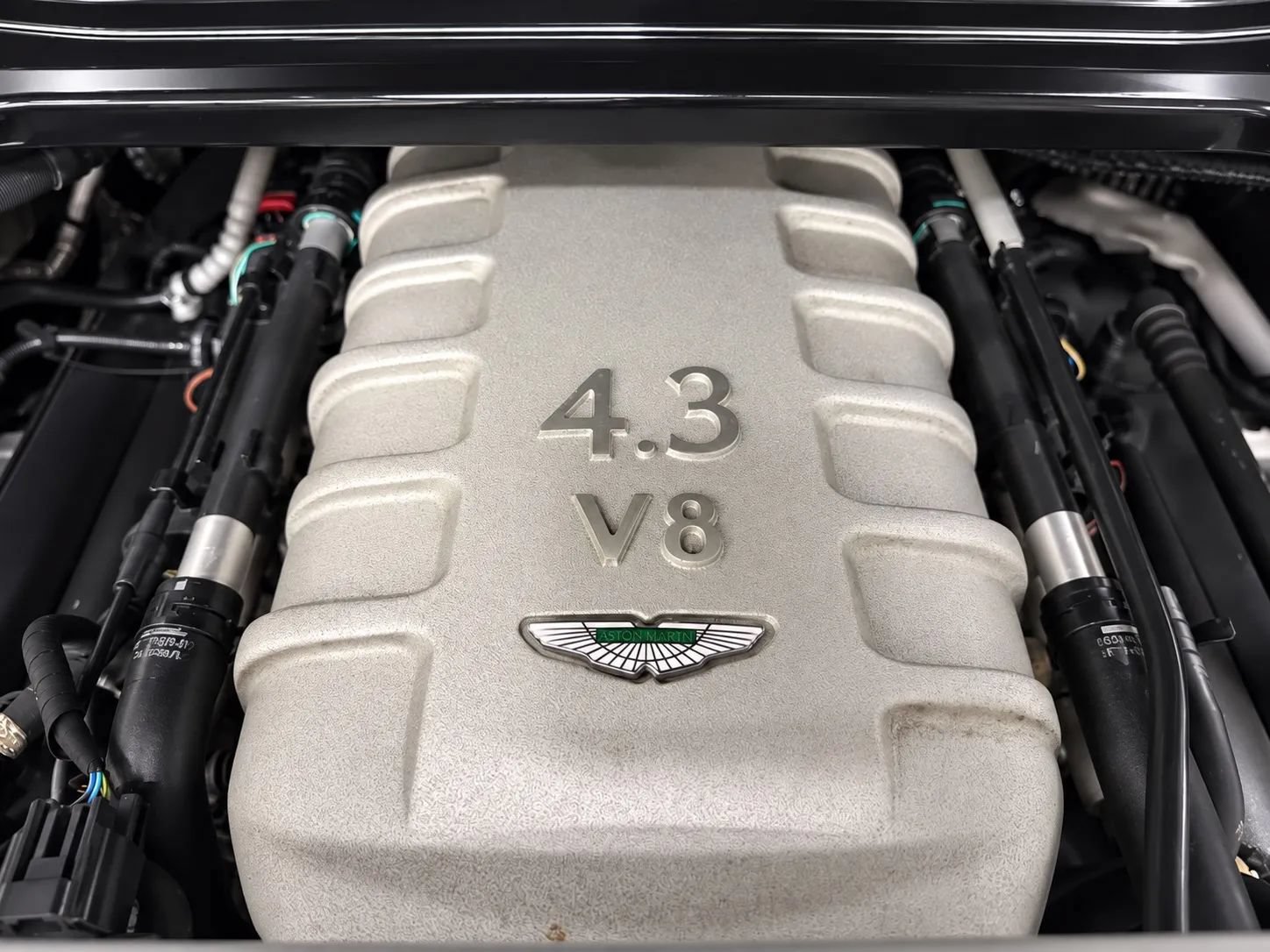 Used 2008 Aston Martin V8 Vantage Coupe RWD image 21