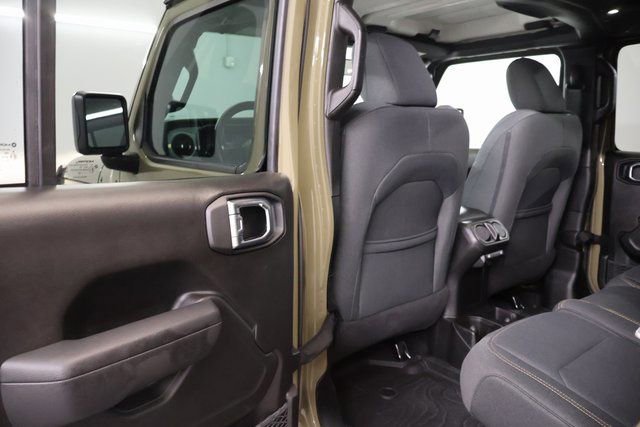 Used 2025 Jeep Wrangler Sport image 24