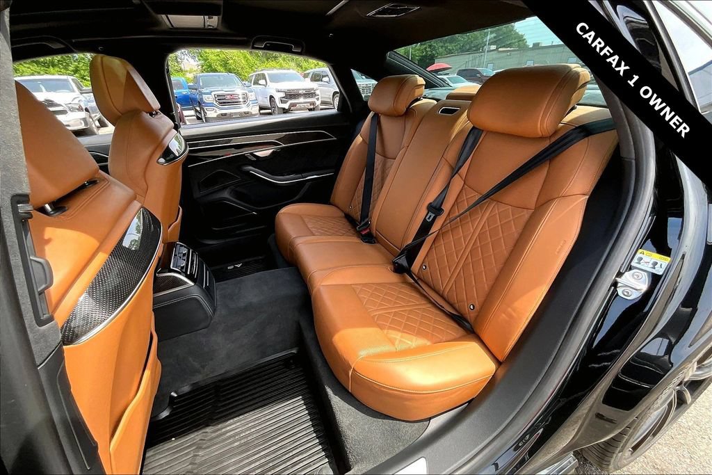Used 2023 Audi S8 AWD/4WD image 21