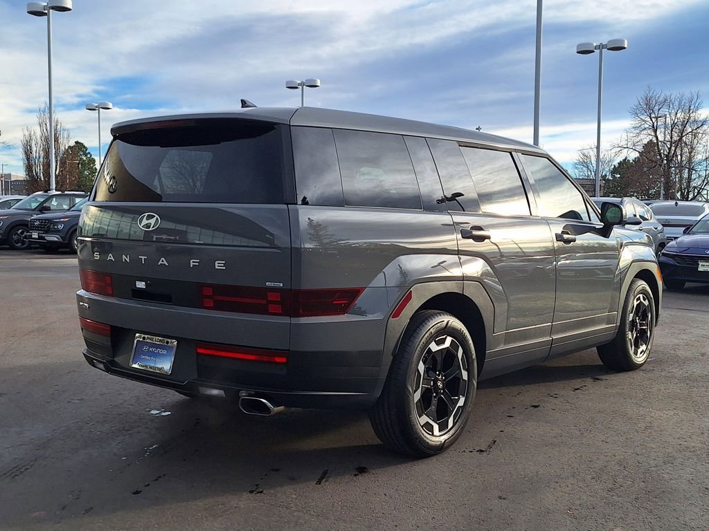 Used 2024 Hyundai Santa Fe SE image 3
