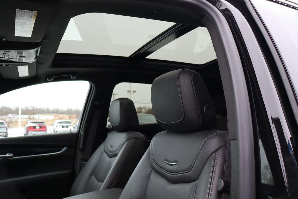 Used 2025 Cadillac XT5 Premium Luxury image 27