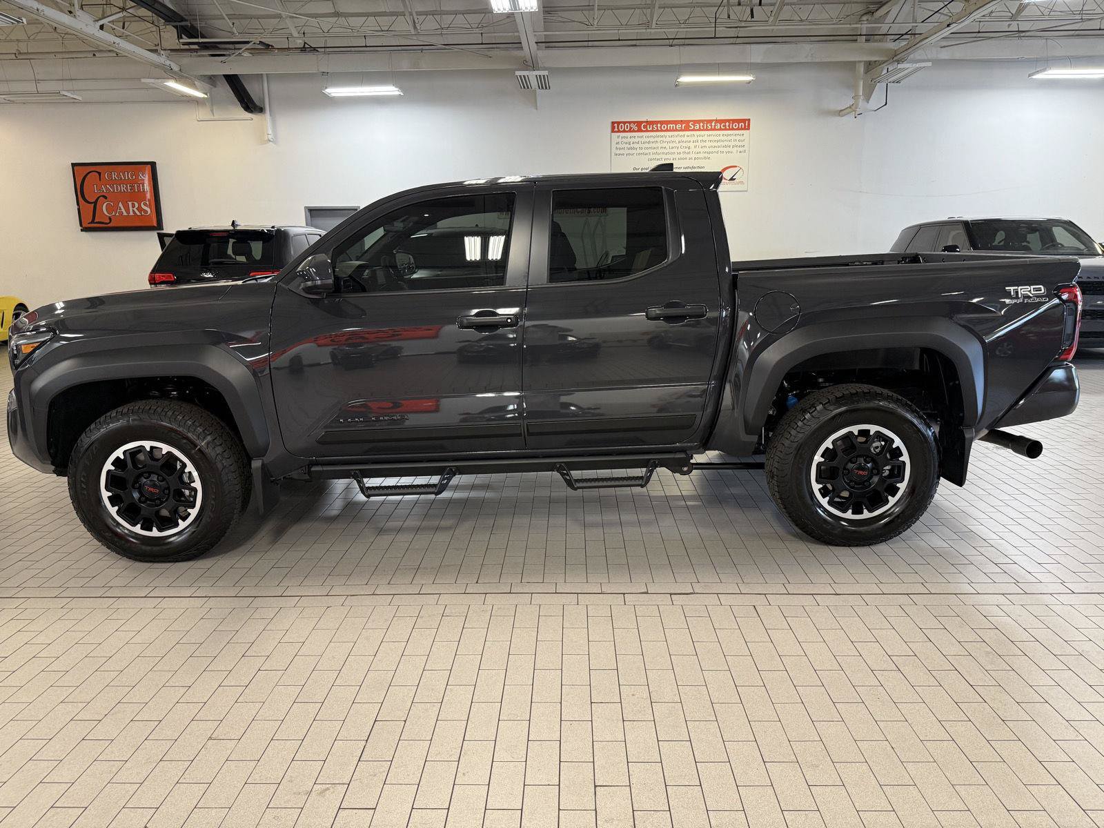 Used 2026 Toyota Tacoma TRD Off-Road AWD/4WD image 6