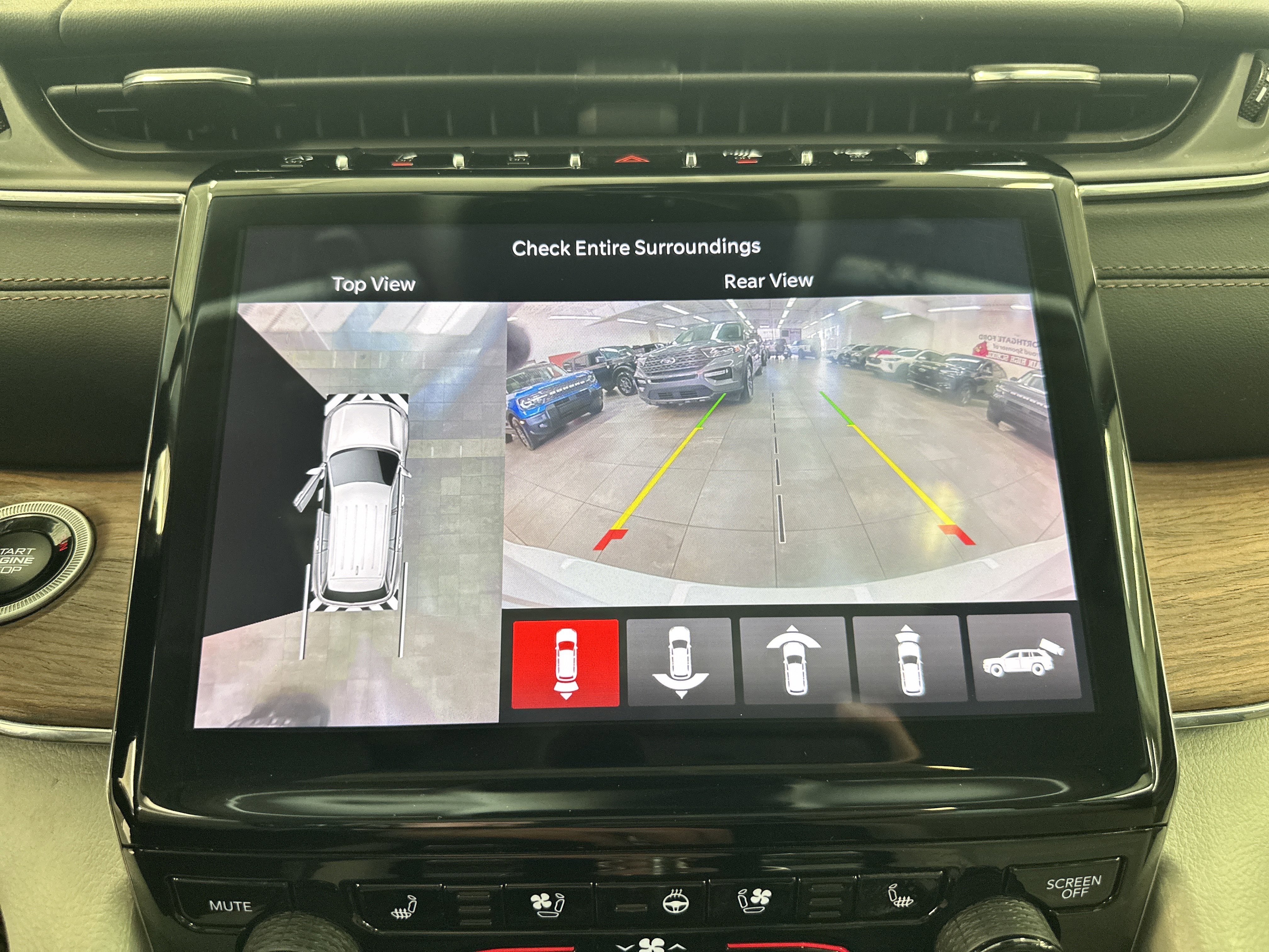 Used 2023 Jeep Grand Cherokee L Summit w/ Advanced Protech Group IV image 36