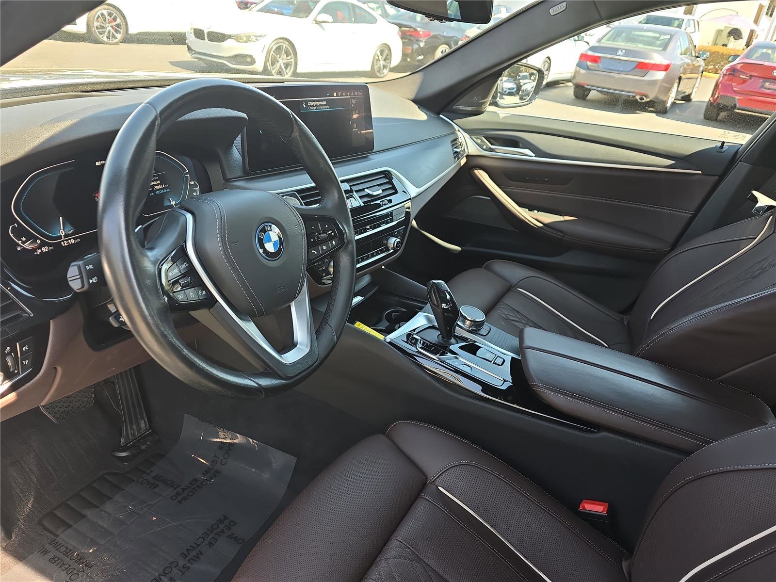 Certified 2023 BMW 530e w/ Premium Package image 16