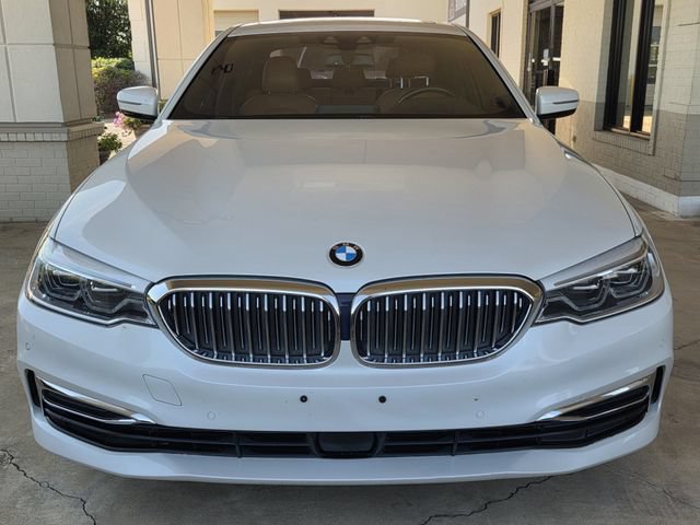 Used 2019 BMW 540i w/ Executive Package RWD image 2