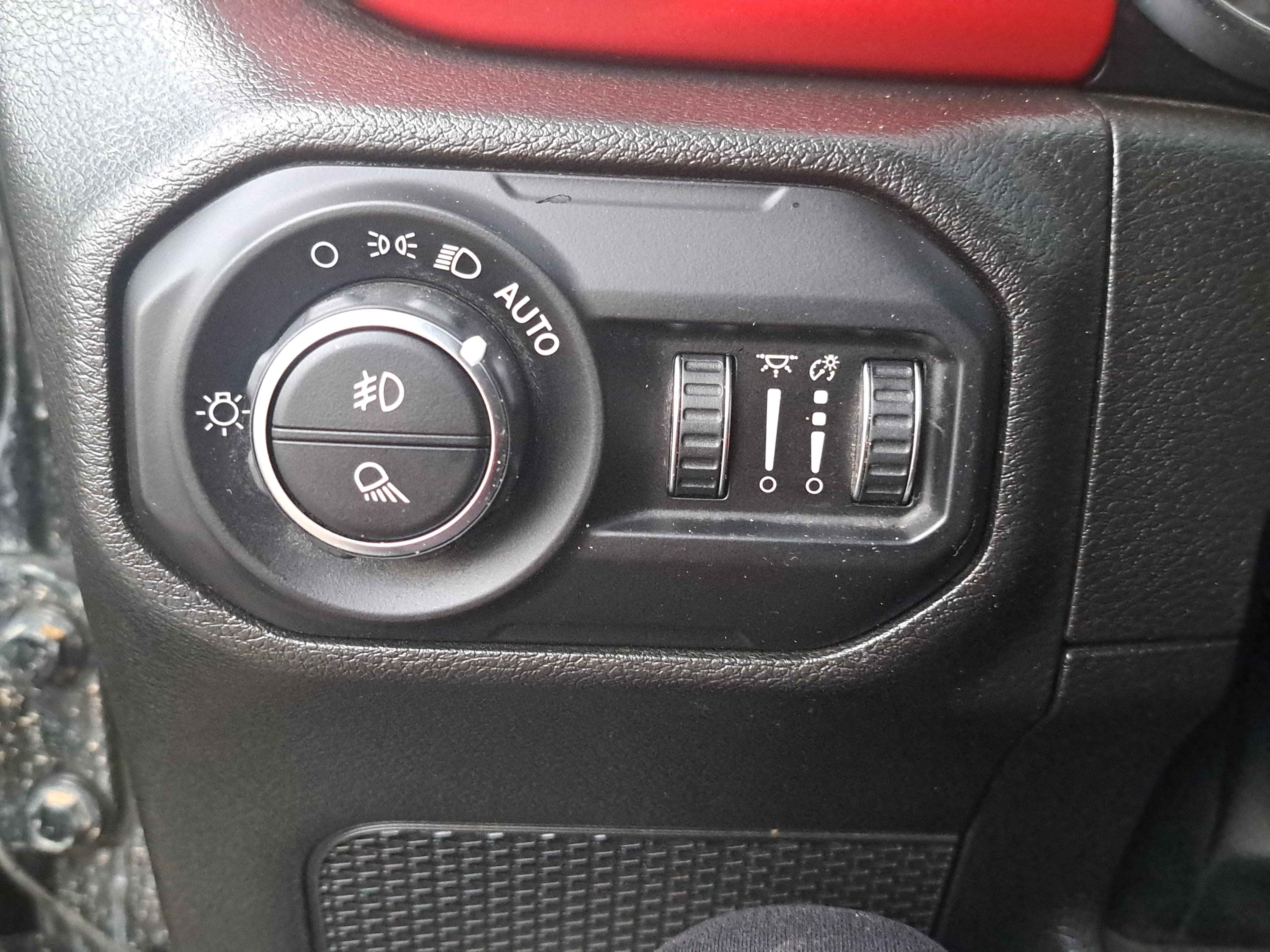 Used 2022 Jeep Gladiator Rubicon w/ LED Lighting Group AWD/4WD image 24