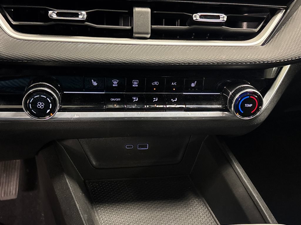 Used 2026 Chevrolet Equinox LT FWD image 35