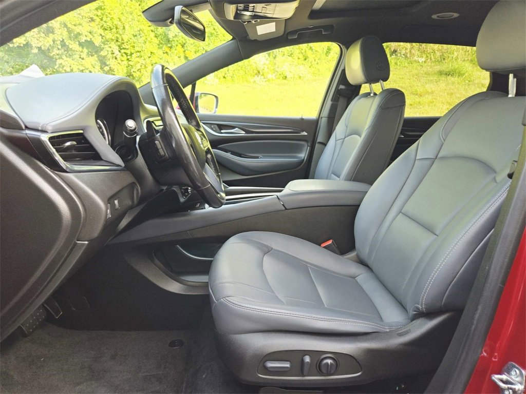 Used 2023 Buick Enclave Essence w/ Experience Buick Package image 14