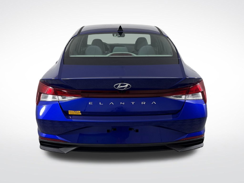Certified 2023 Hyundai Elantra SEL w/ Convenience Package FWD image 5