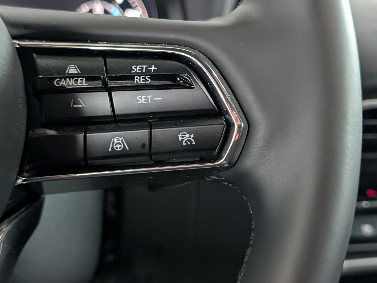 Certified 2025 MAZDA CX-90 Plug-In Hybrid w/ Premium Plus AWD/4WD image 22