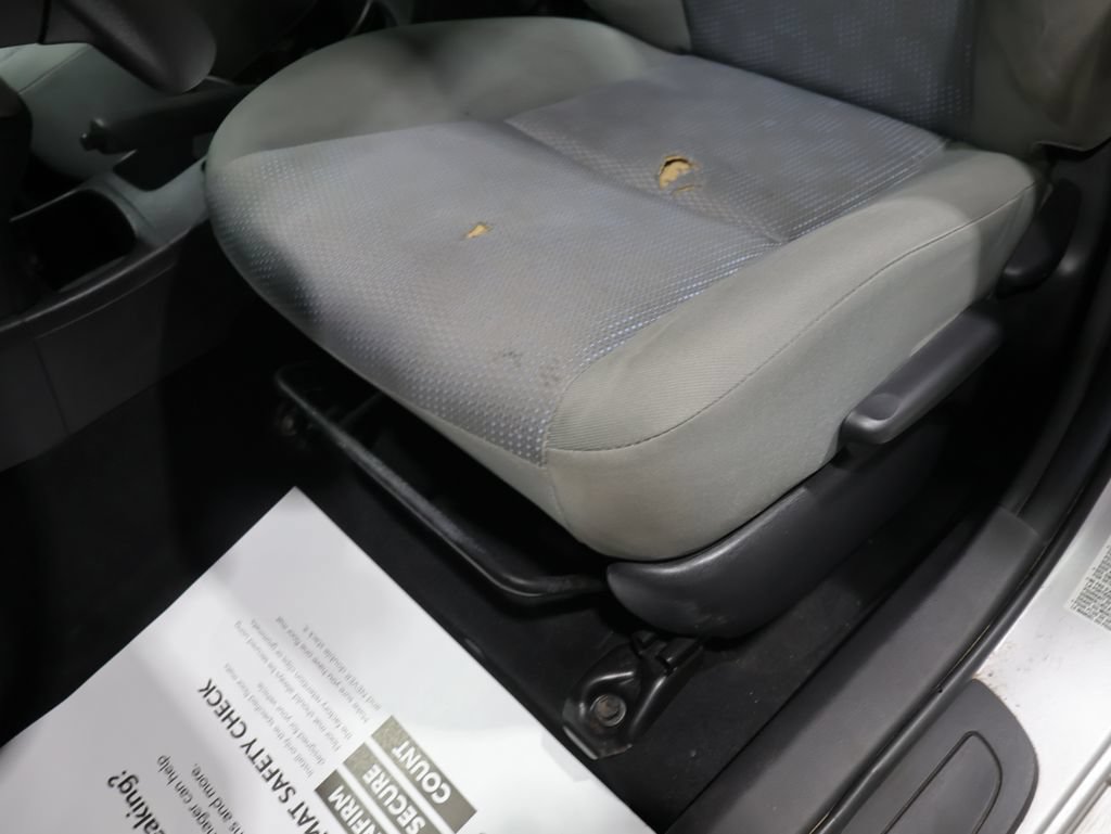 Used 2009 Toyota Matrix FWD image 11