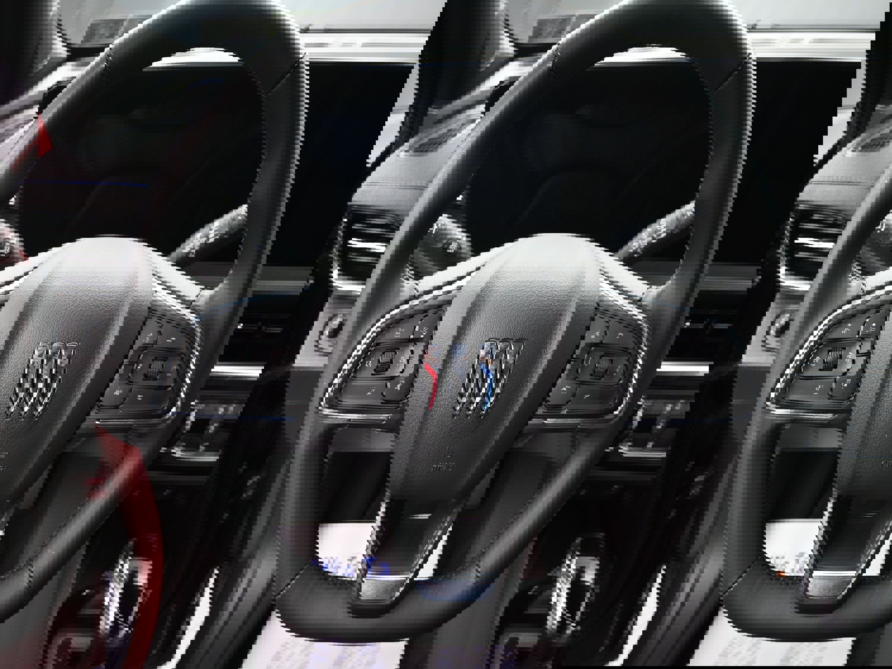 Used 2024 Buick Envista Sport Touring w/ Convenience I Package image 11