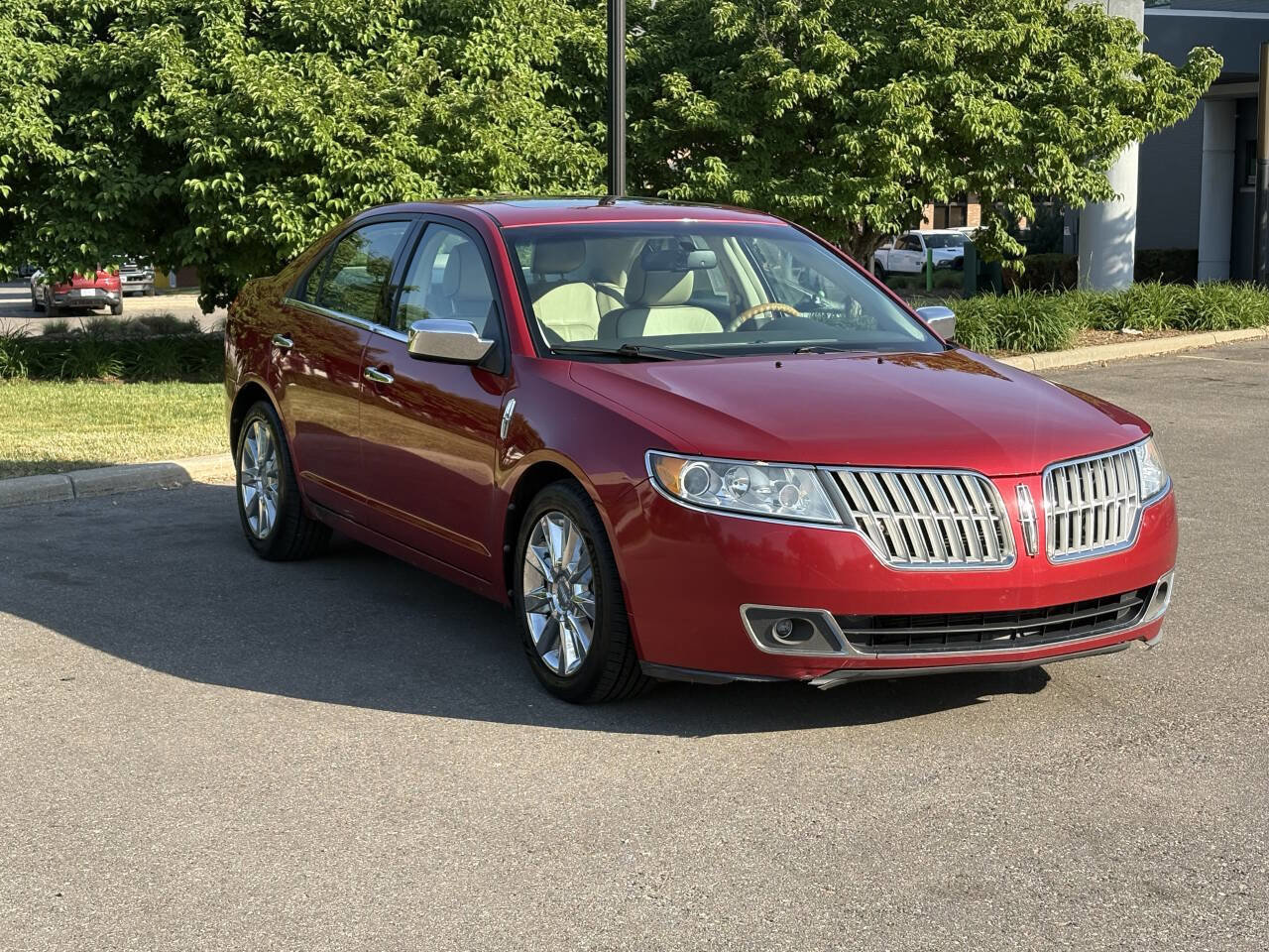 Used 2011 Lincoln MKZ AWD image 6