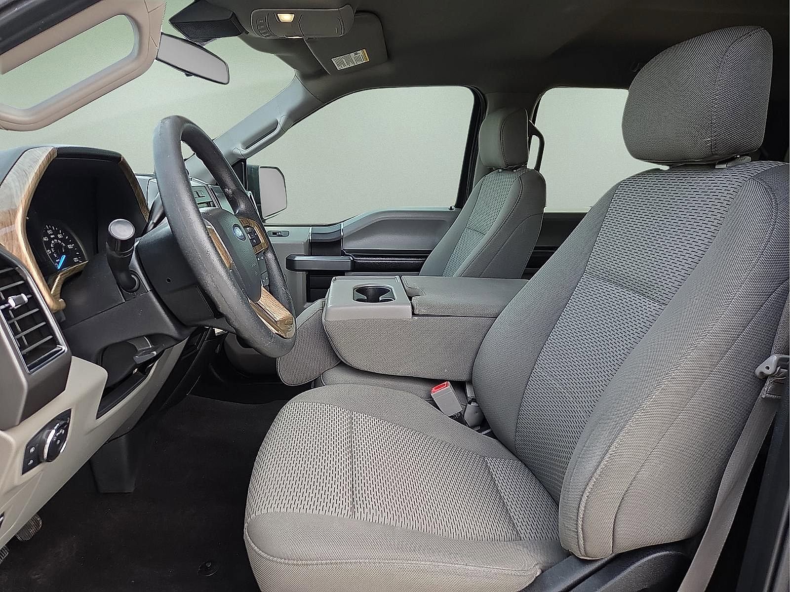 Used 2019 Ford F150 XLT image 14