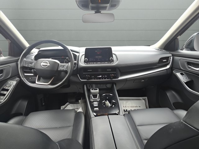 Certified 2025 Nissan Rogue SV w/ SV Premium Package FWD image 10